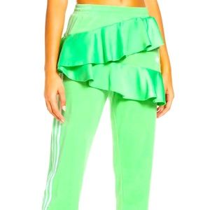 🍒👅🍒 •🌹ADIDAS X 💎⚫️ J. KOO⚫️💎… oh u fancy